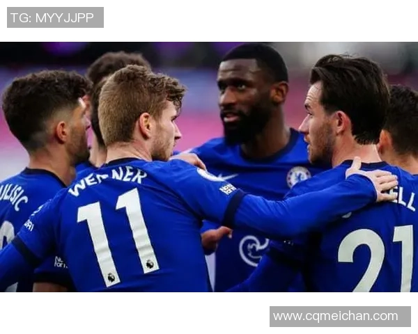 苏杜瓦与贝尔格莱德的激烈对决揭示了足球战术的魅力与团队合作的重要性